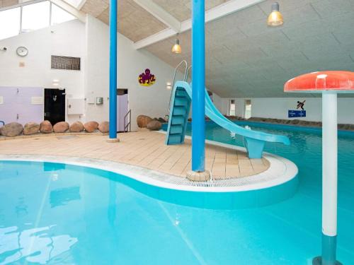 Bork Havn Casa | 6 person holiday home on a holiday park in Hemmet