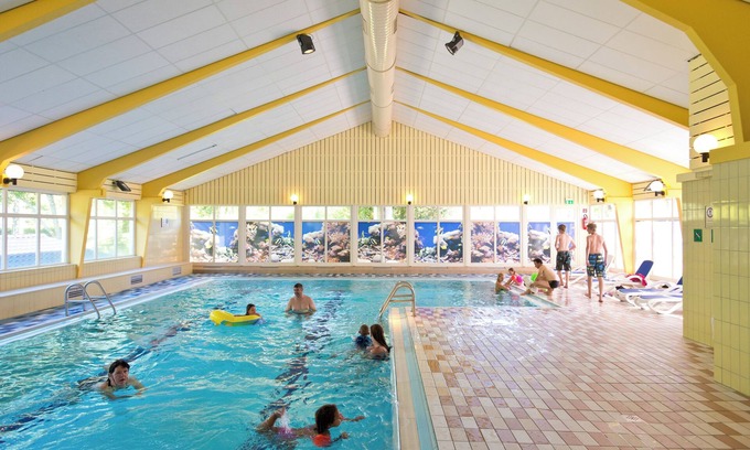Stadtkyll Alquiler De RV | 6-person safari tent in the holiday park Landal Wirfttal