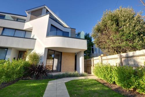 Westbourne Casa | 6 Sandbourne