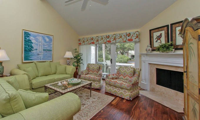 Beach Lagoon Condominio | 6 Tortuga Ln- Vista a la laguna y completamente renovado! Pasos para el Ocean & Beach Club
