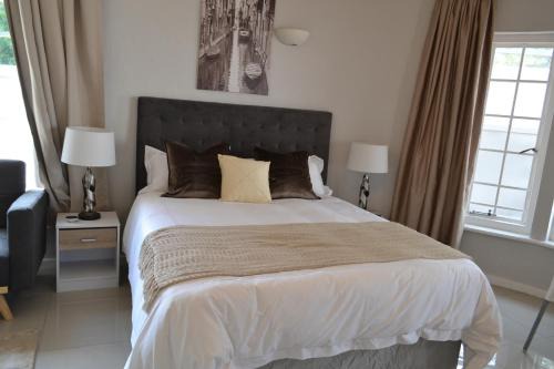 Woodmead Casa | 6 Woodmead Suites