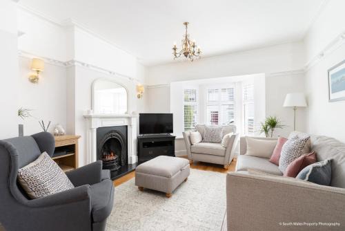 Mumbles Casa | 6 Woodville