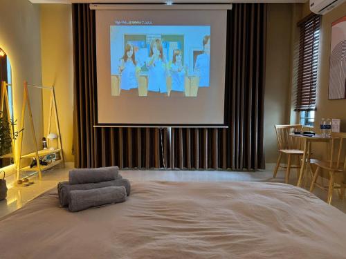 Van Mieu Hotel | 601 Đình Thôn