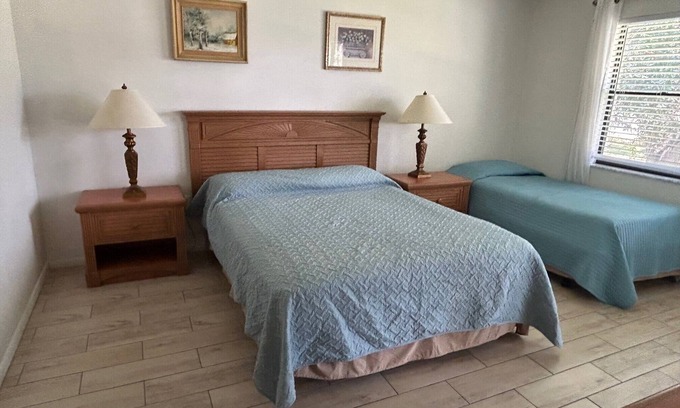 Trailer Estates Condominio | 6017 - Charming 2 Bed/2 Bath condo in Bradenton close to IMG Academy and Beaches