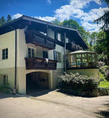 Schoenau am Koenigssee Apartamento | 60m2 FeWO 2 Wohnung in der Villa Bergfrieden