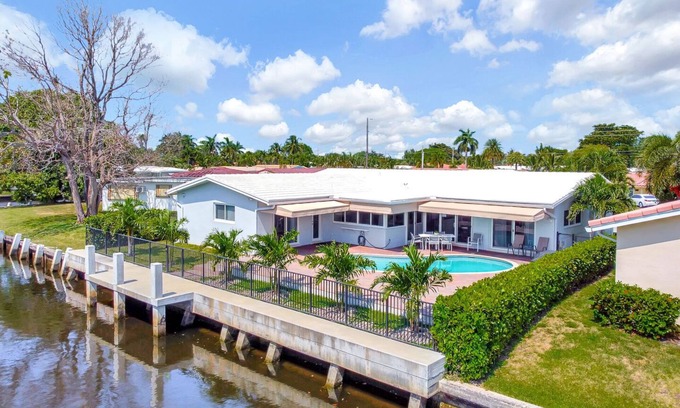 Imperial Point Casa | 6341 Managed By Brampton Park