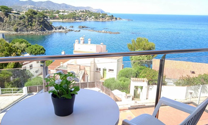 Llanca Apartamento | 64 m² Apartamento ∙ 2 habitaciones ∙ 4 personas