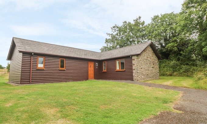 St Wenn Cabaña | 64 Waterside, LANIVET