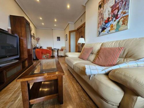 La Corredoria y Ventanielles Apartamento | 640A Apartamento Laura