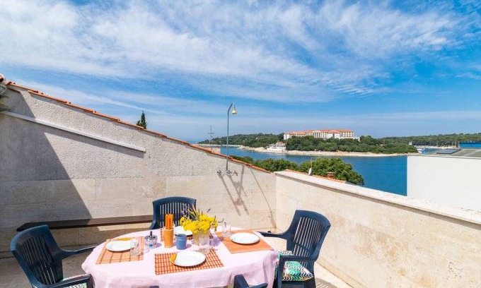 Pjescana Uvala Apartamento | 65 m² Apartamento ∙ 3 habitaciones ∙ 4 personas
