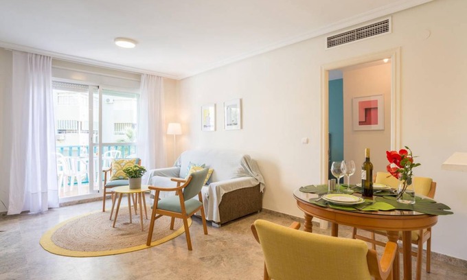 Torremolinos Apartamento | 65 m² Apartamento ∙ 1 habitación ∙ 4 personas