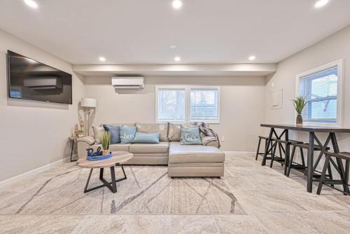 Somers Point Casa | 653 3rd St unit1 AfterDune Delight 2BR Near Beach