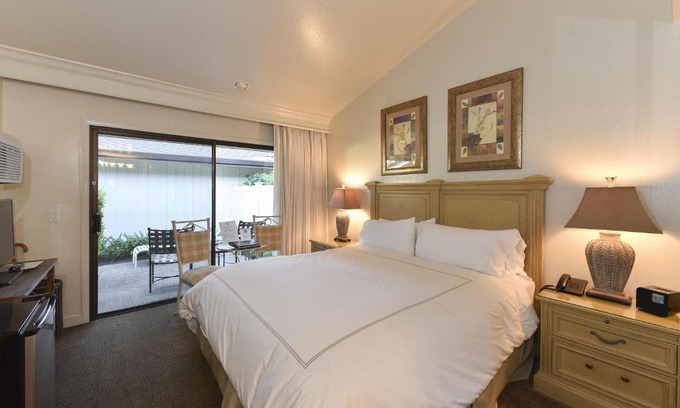 Napa Hotel | 657 Cottages at Silverado residence