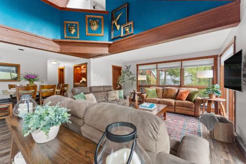 Keystone Casa | 67 W Hanson Road - Après-ski Summit Vista Retreat by Summit County Mountain Retreats