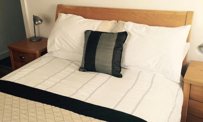 Bangor Apartamento | 6a Cedar Grove