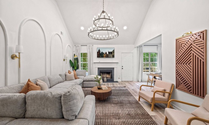 Lithonia Casa | 6BD/3BA Designer Oasis Sleeps 14 ATL Metro