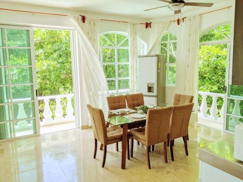 Playacar Fase I Apartamento | 6br 2kitchen walk to Beach 5th, Pool Roof 16limit