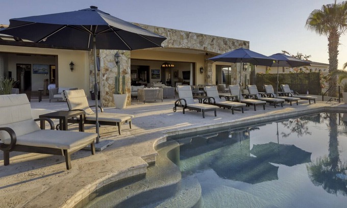 San José del Cabo Villa | 6BR - 6BTH Ocean, Desert & Hacienda Charm