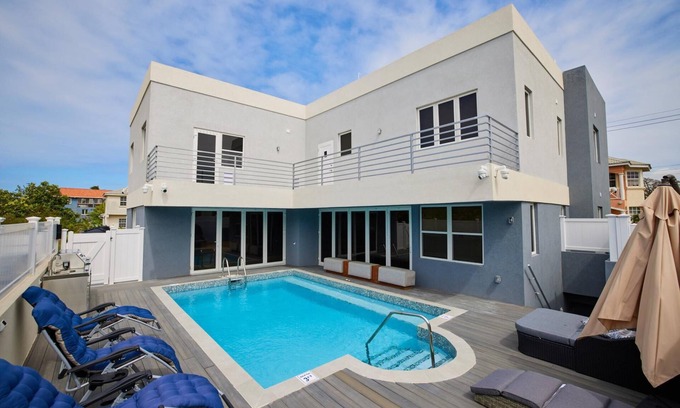Enterprise Villa | 6BR Gated Villa near Beach w/ Private Pool-KHVilla