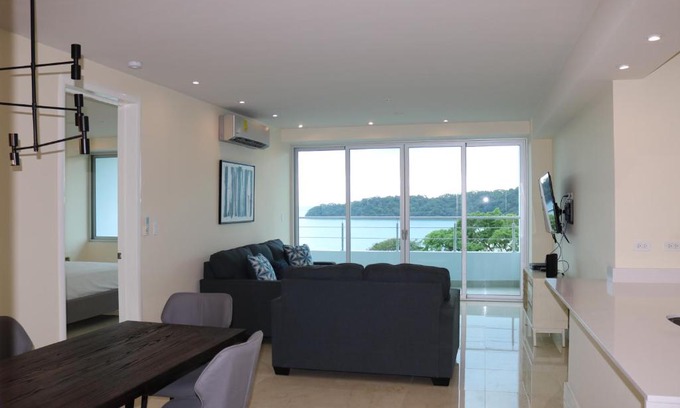 Playa Bonita Village Apartamento | 6E Floor to Ceiling Oceanview Resort Panama