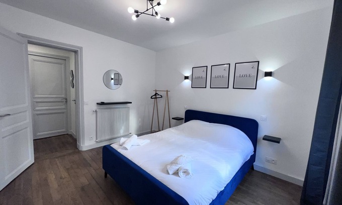 Quartier de la Chapelle Apartamento | 6P - 2BR - Paris 18