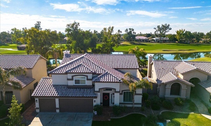 Ocotillo Casa | 6th Tee Luxury Pool & Fire Pit