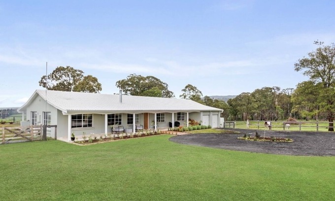 Yatte Yattah Otro | 7 Acre Farm Stay near the beach