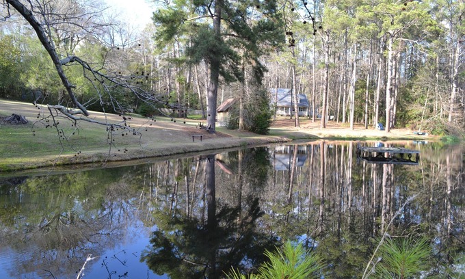 North Augusta Casa | 7 Acres 2 Houses Kayak Pond Game Room