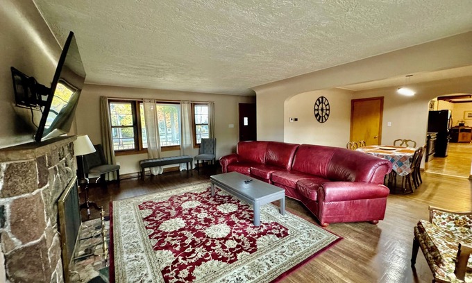 North Lima Otro | 7 acres of nature and fun!