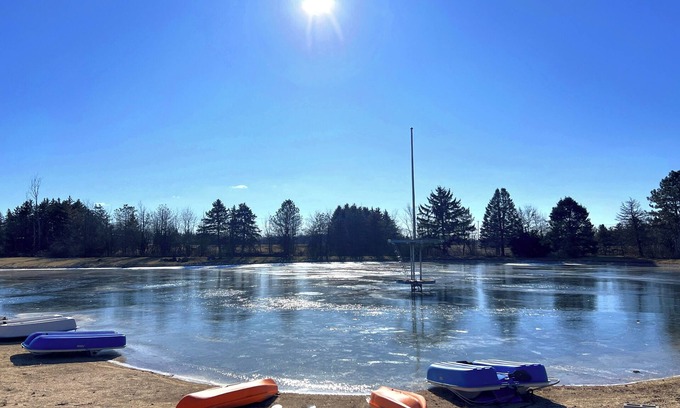 Union Grove Casa | Entire Place 7 acres - Ponds, Kayak, Boat Paddling, Fishing