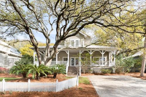 Kiawah Island Casa | 7 Atlantic Beach Court by Akers Ellis Rentals