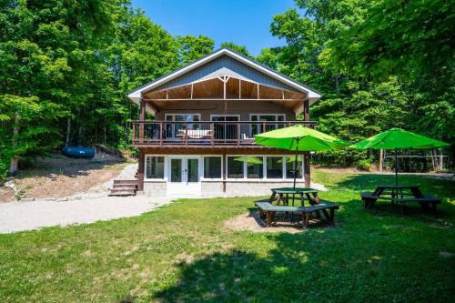 South Bruce Peninsula Chalet De Esquí | 7-bed W Starlink , V-ball Near Beach!