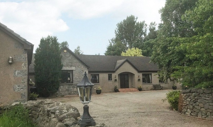 Alford Cabaña | Alojamiento de 7 habitaciones en Alford, near Banchory