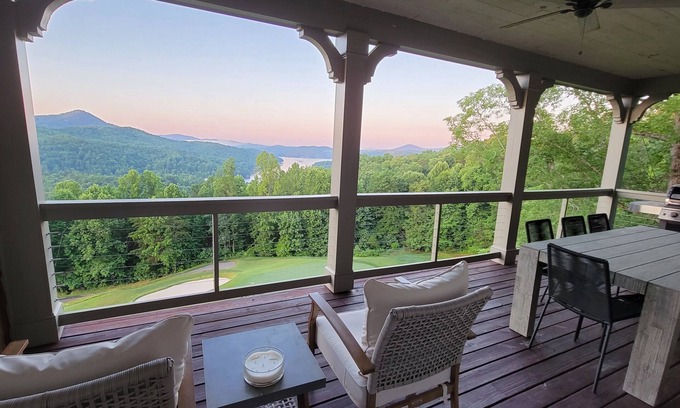 Clayton Casa | 7 Bedroom Home with Mountain, Golf & Lake Burton Views! Hot Tub. Gated Community