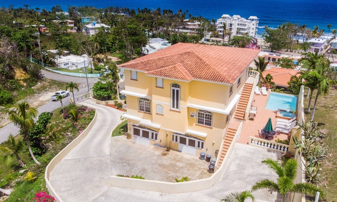 Puntas Casa | 7 Bedroom House with Infinity Pool and Ocean Views