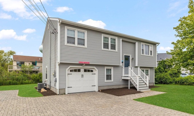 Narragansett Casa | 7 habitaciones, A / C, 3 playas dentro de 2 millas, capacidad para 14