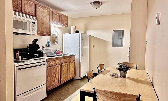 Downtown Pittsburgh Apartamento | 7 Beds Explore Downtown Pittsburgh Large Groups