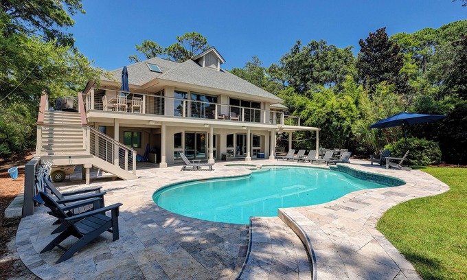 South Beach Casa | 7 Black Duck- Oceanfront, 9 Bedrooms, Large 30 ft x 18.ft Private Pool & Spa.