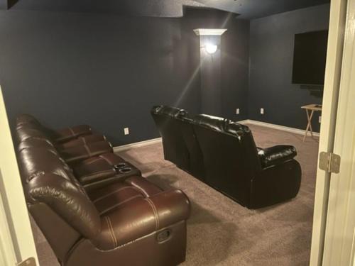 San Antonio Casa | 7-BR, H. Thea., near attrns -St2