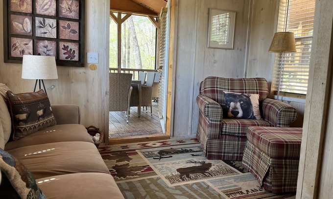 Franklin Cabina | #7 High Country Haven Camping and Cabins