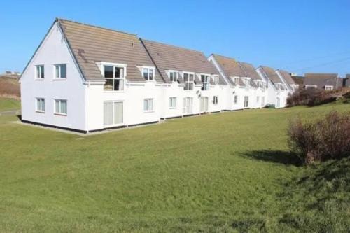 Trearddur Bay Casa | 7 Isallt Lodges-3 bed-Ground Floor-Outside seating