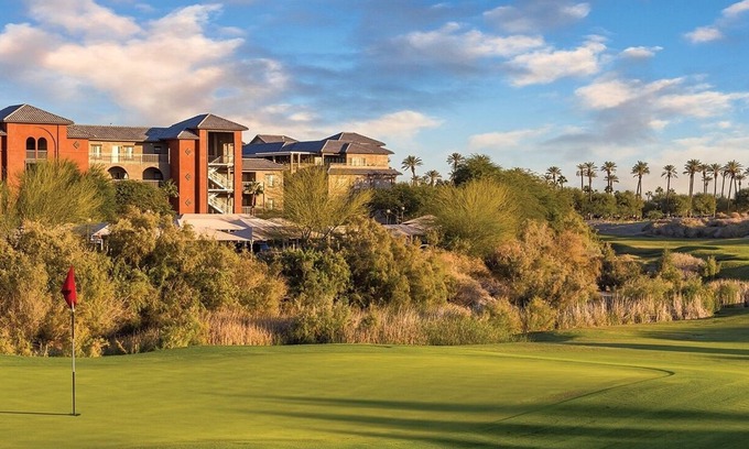 Terra Lago Complejo | 7 mi. from Coachella a Cozy 2 bdrm. fully furnished condo at a beautiful resort