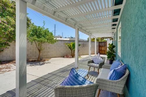 Midway City Casa | 7 Mi Huntington Beach Family Home with Patio!