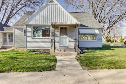 Milwaukee Casa | 7 Mi to Lake Michigan Milwaukee Vacation Rental
