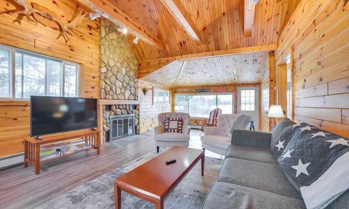 Petoskey Cabaña | 7 Mi to Nubs Nob: Lakefront Abode w/ Fire Pit!