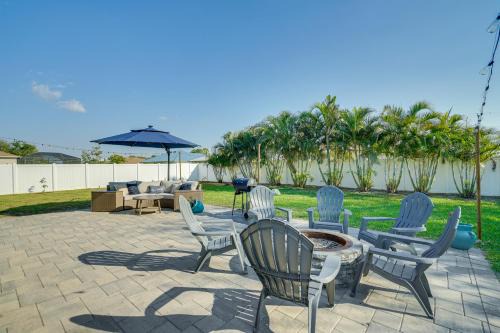 Fort Myers Casa | 7 Mi to River District Cape Coral Home with Lanai