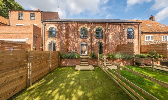 Fakenham Casa | 7 Swan Court, Fakenham, Norfolk