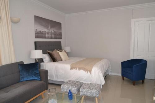 Woodmead Casa | 7 Woodmead Suites