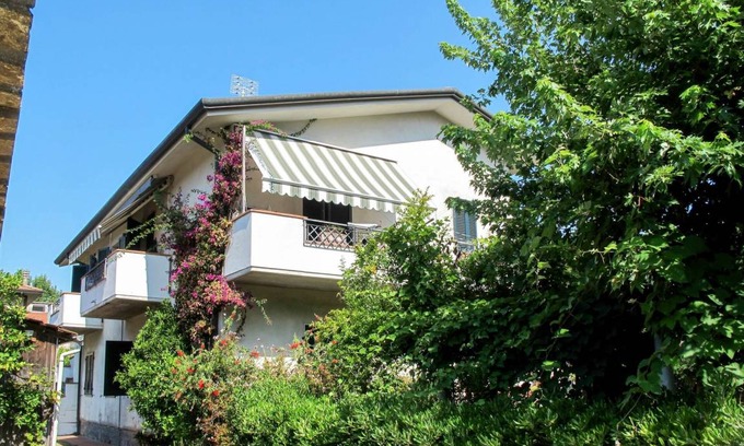 Marina di Massa Apartamento | 70 m² Apartamento ∙ 2 habitaciones ∙ 4 huéspedes