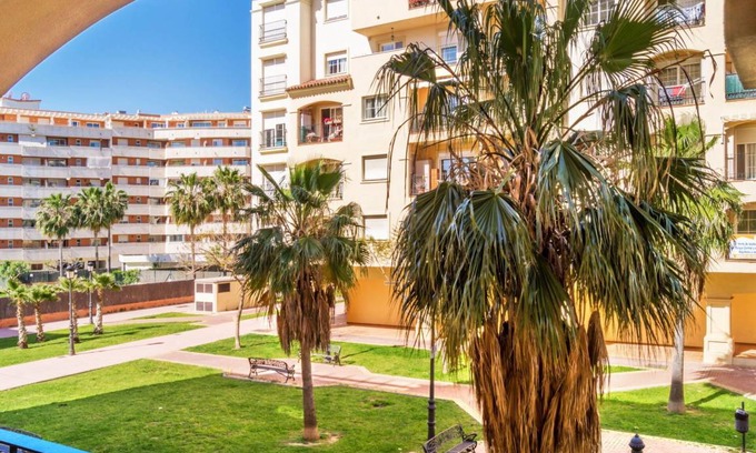 Estepona Apartamento | 70 m² Apartamento ∙ 2 habitaciones ∙ 4 huéspedes